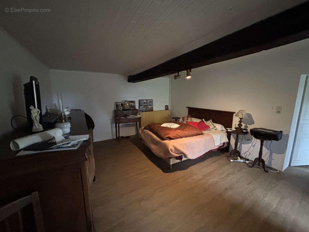 Maison à MONTEMBOEUF