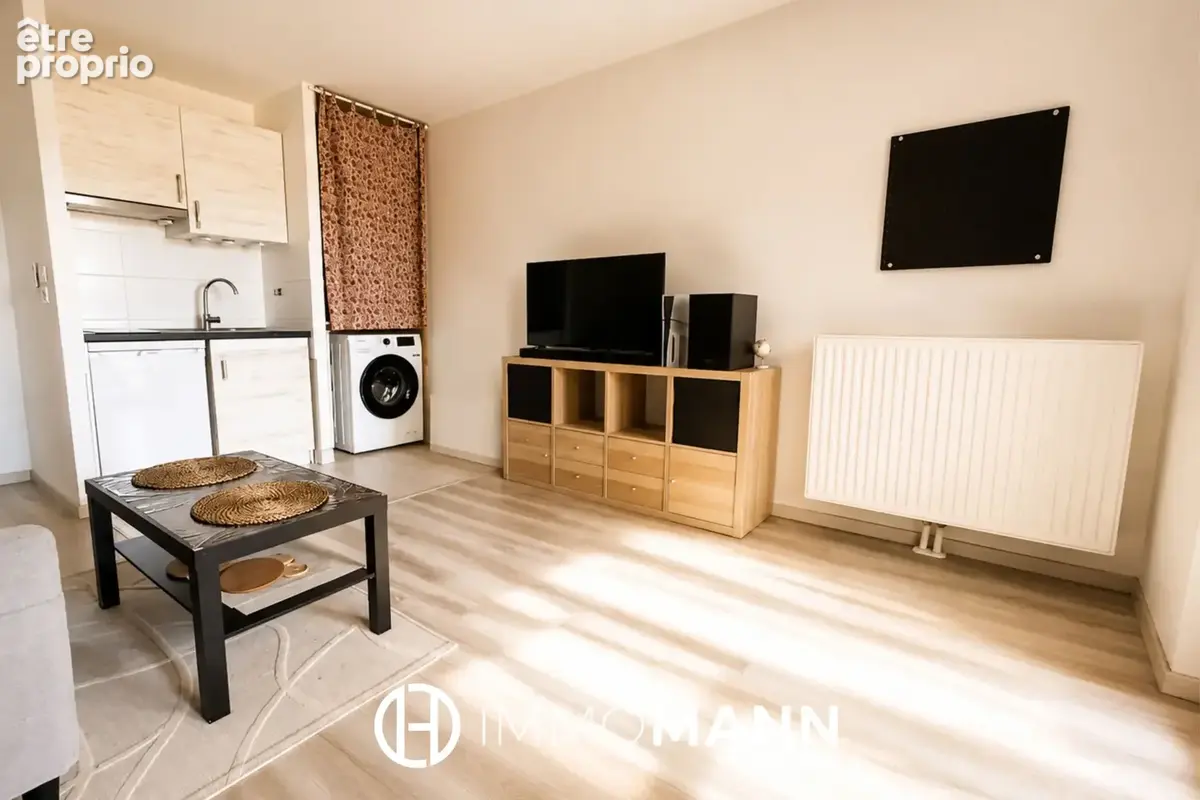 Studio avec balcon à deux pas du tram - Meinau - photo 3