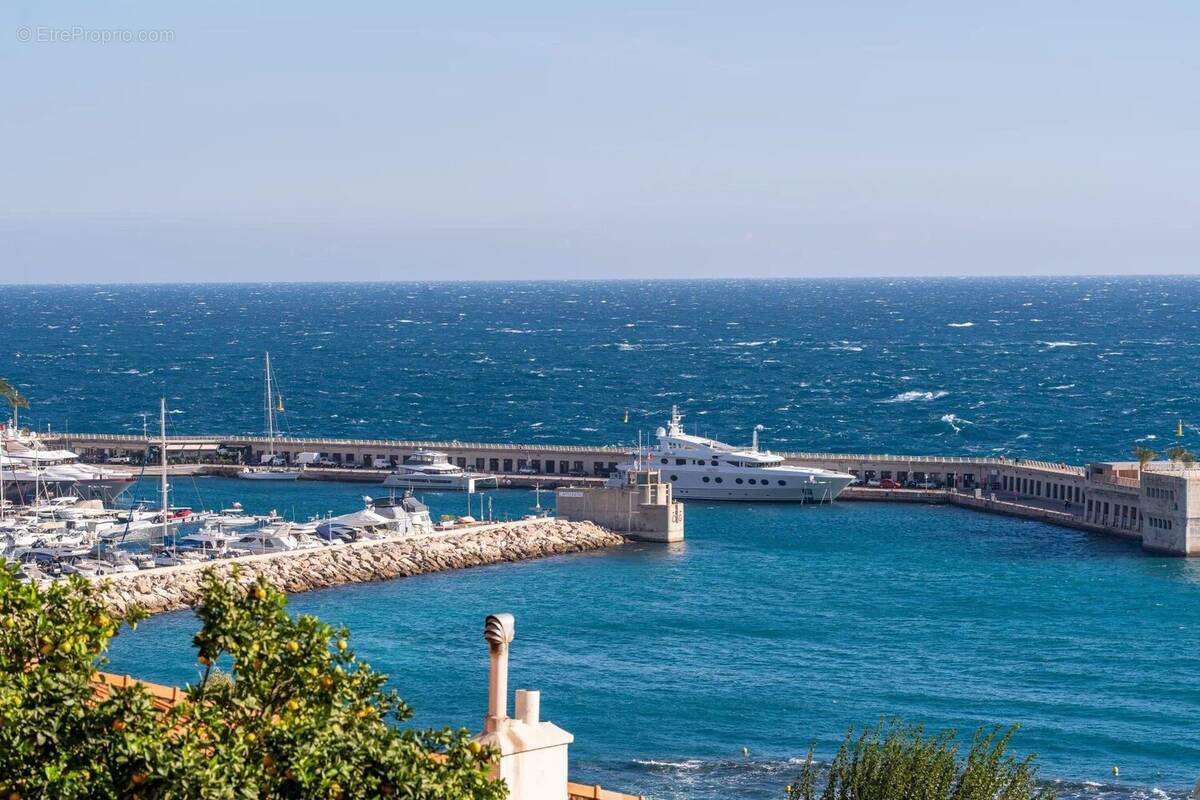 Appartement à CAP-D'AIL