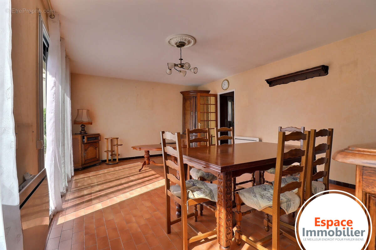 Plain-pied individuel de 75 m2 sur une superbe parcelle de 784 m2   Douchy-les-Mines - photo 4