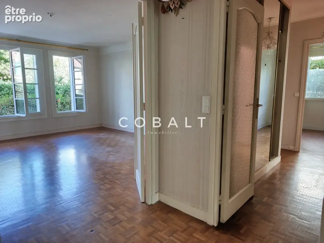 RARE AU CHESNAY : Appartement familial de 84 m2 au calme absolu, à deux pas de Versailles - photo 8