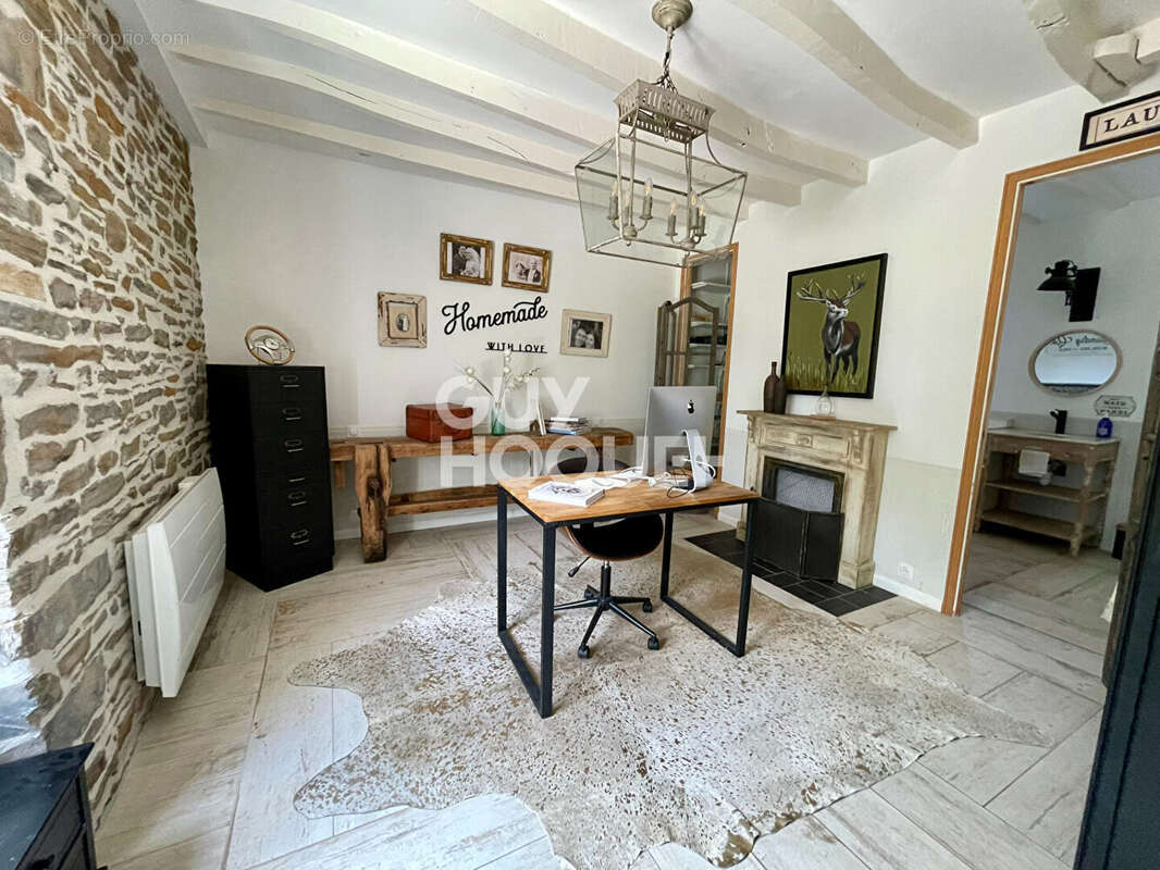 Maison à DOL-DE-BRETAGNE