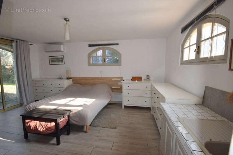 Maison à ENSUES-LA-REDONNE