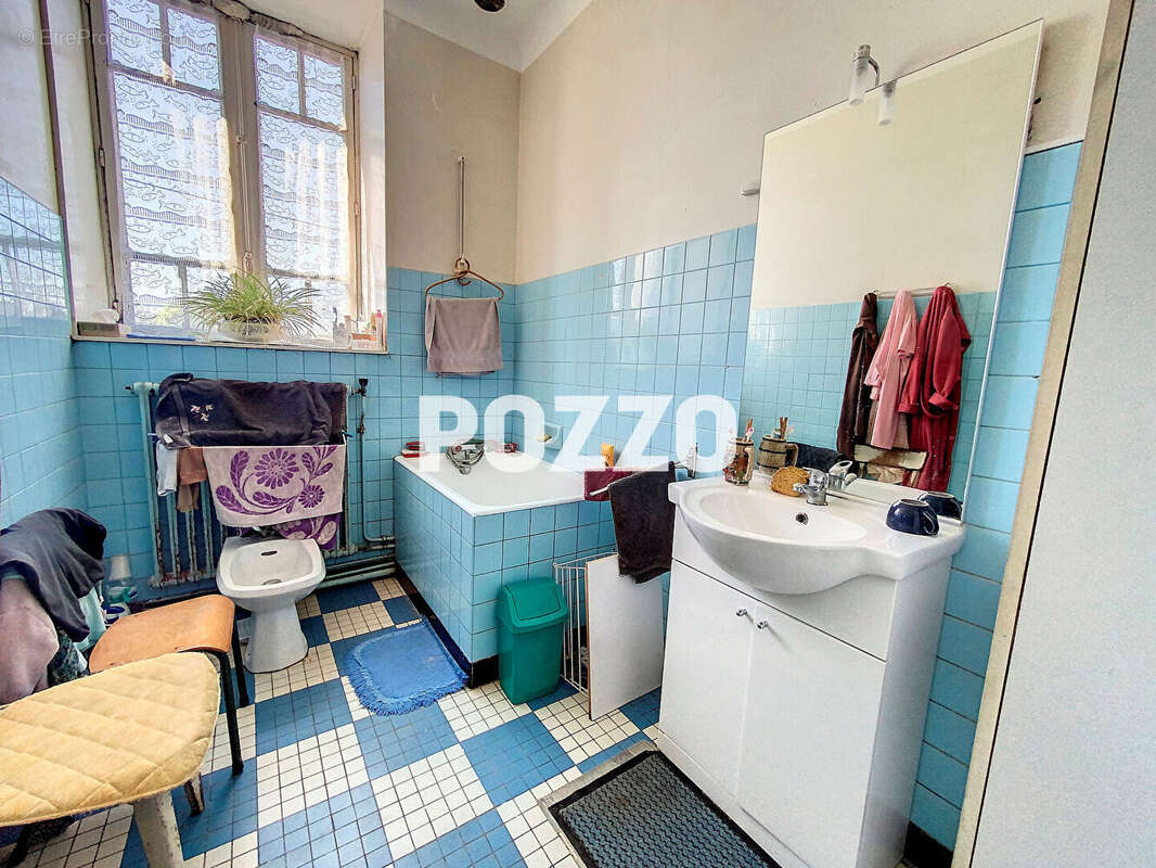 Maison à SAINT-PLANCHERS