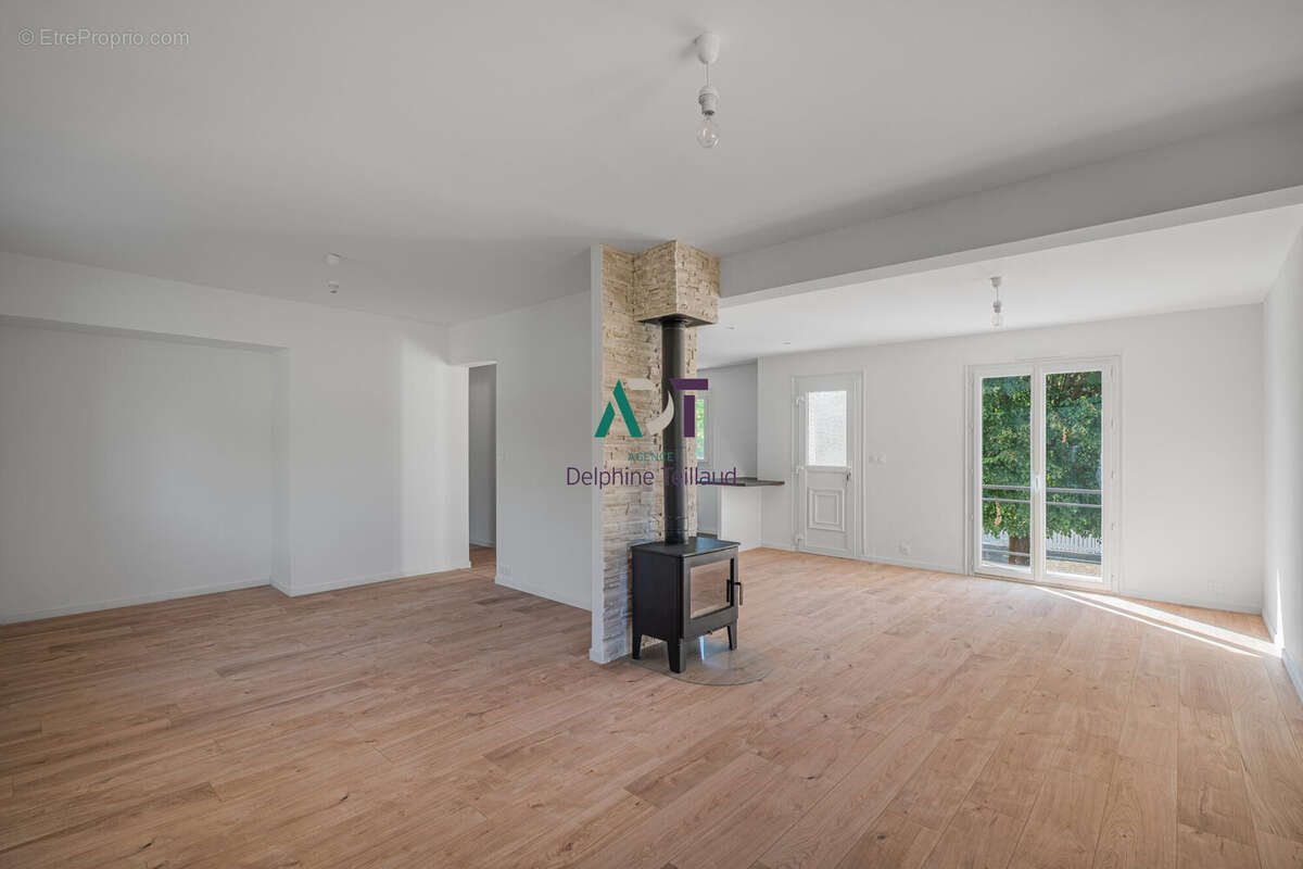 Maison 130 m² à Meylan  - photo 8