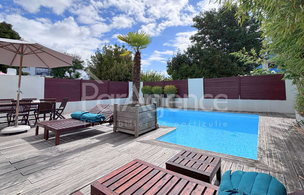 Maison années 50 avec piscine 300 m de la plage de Foncillon   Royan - photo 5