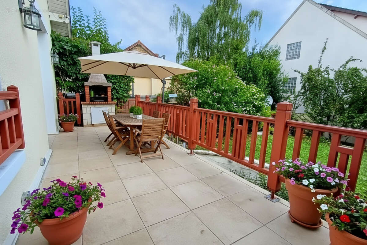 Maison à ENGHIEN-LES-BAINS