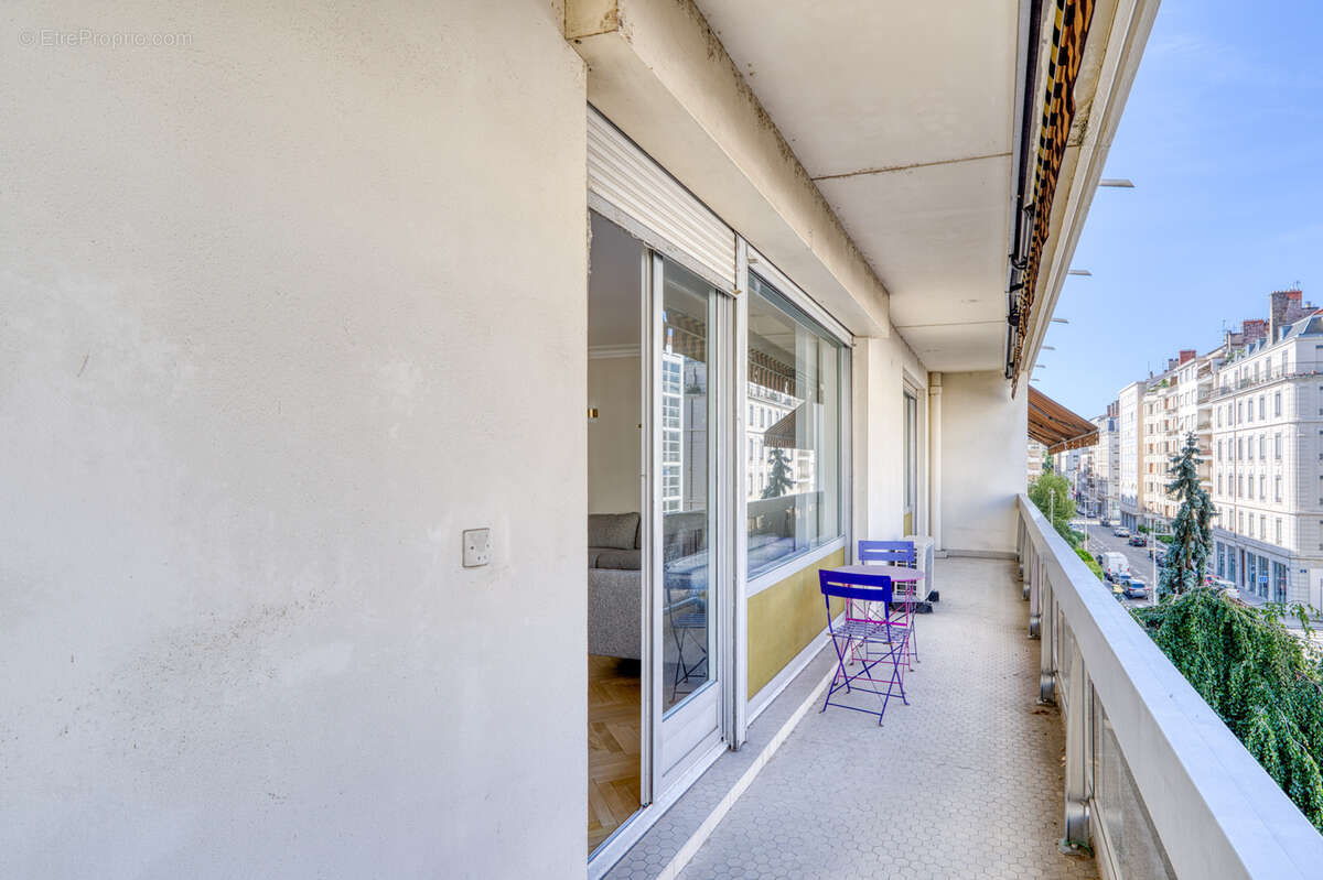 Appartement T4 traversant climatisé et terrasses - photo 3
