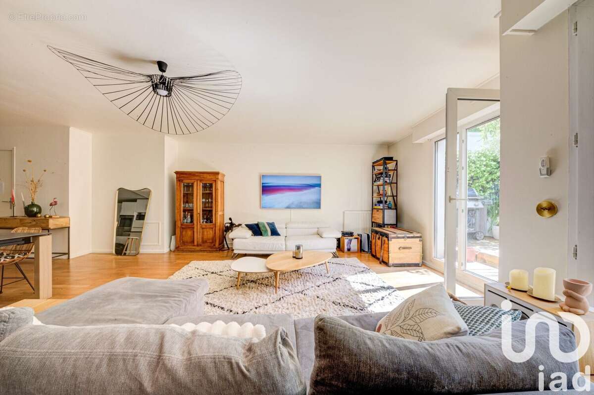 Photo 5 - Appartement à SURESNES