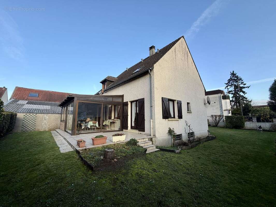 Maison à SAINT-PRIX