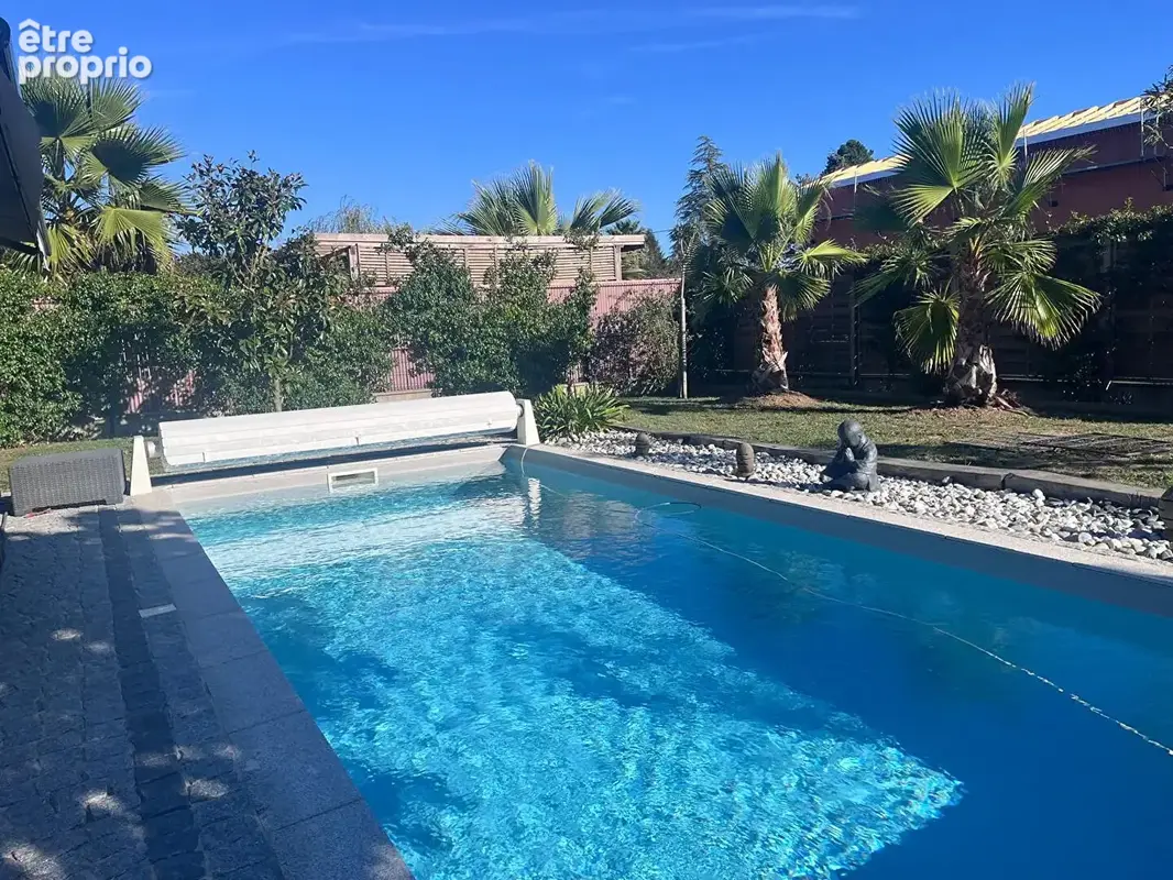SAUBRIGUES,  Maison  récente de plain-pied 4 pièce(s) avec piscine - photo 3