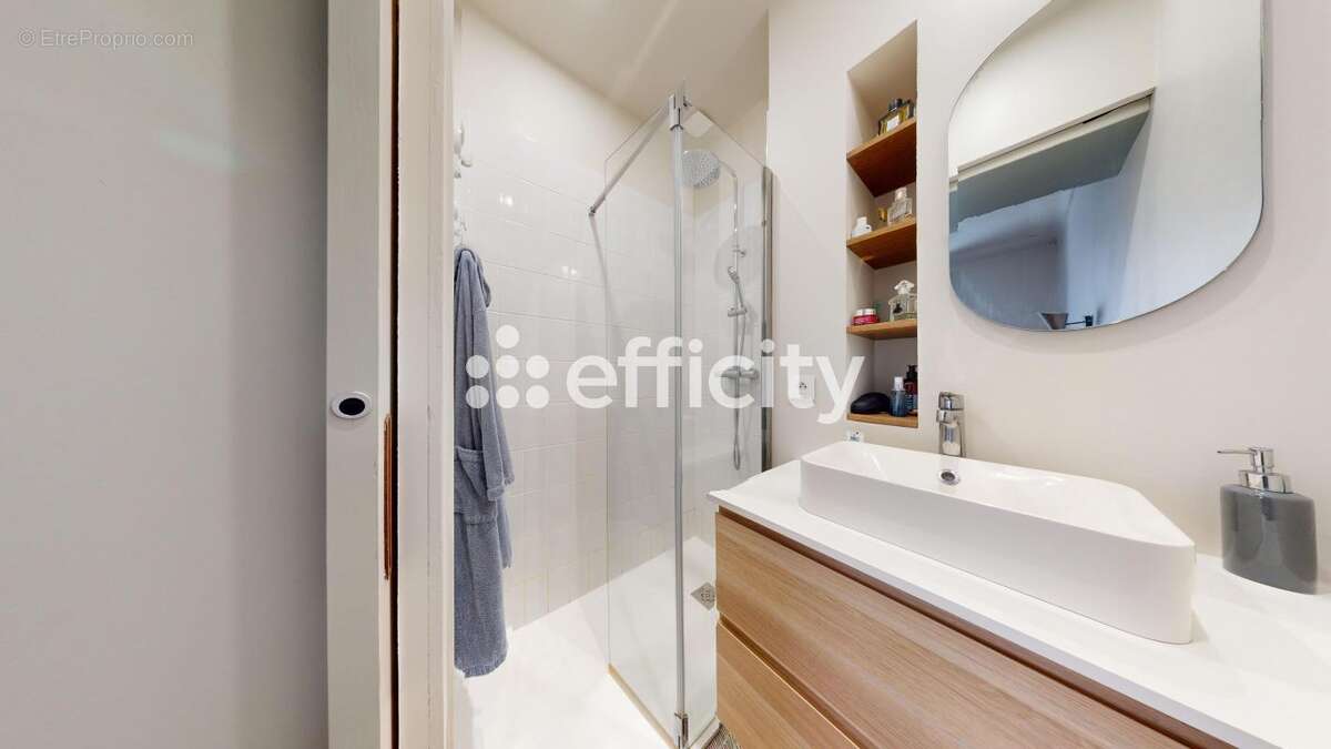 Appartement à LYON-6E