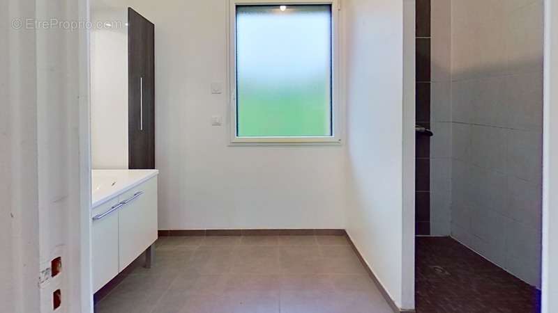 Maison à LA BOUEXIERE