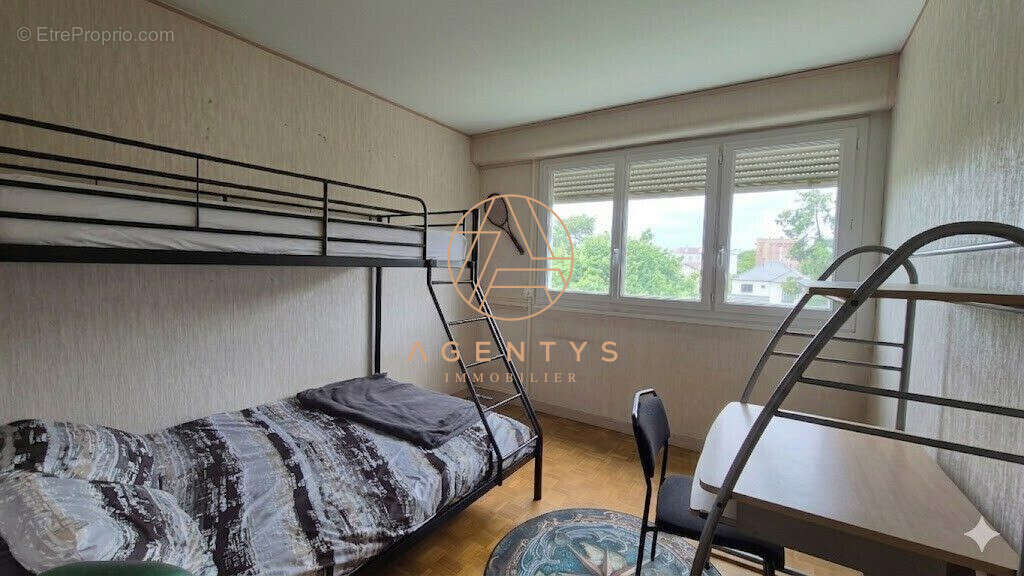 Appartement à LE PERREUX-SUR-MARNE