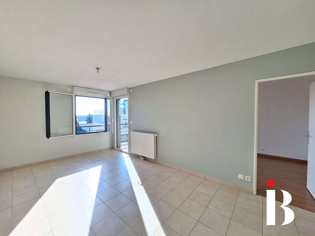 Appartement à COUERON