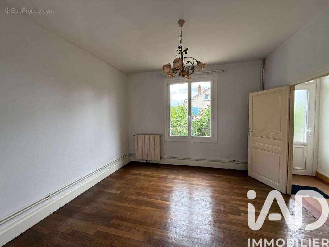 Photo 5 - Maison à MOULINS