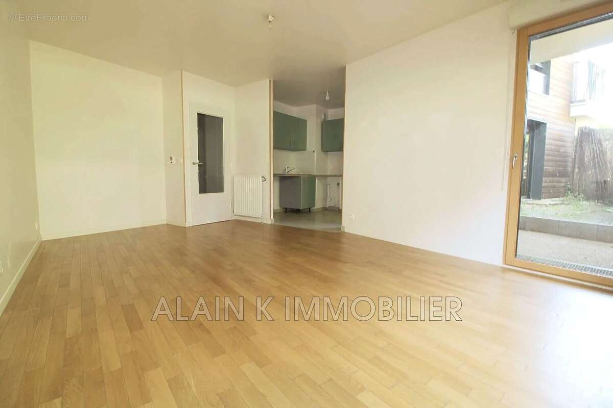 Appartement à CHAVILLE