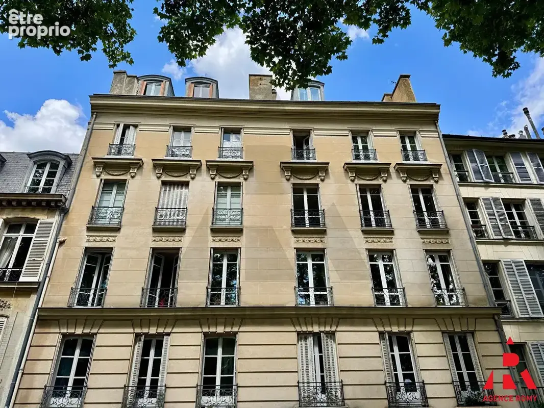 Appartement à VERSAILLES