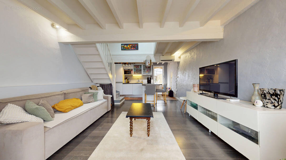 Maison à LABARTHE-SUR-LEZE