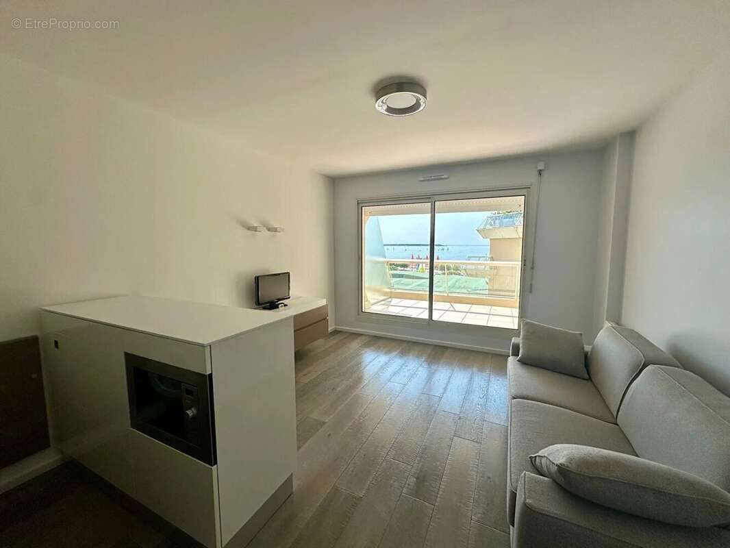 La baule, quartier des grands hôtels studio face mer - photo 2