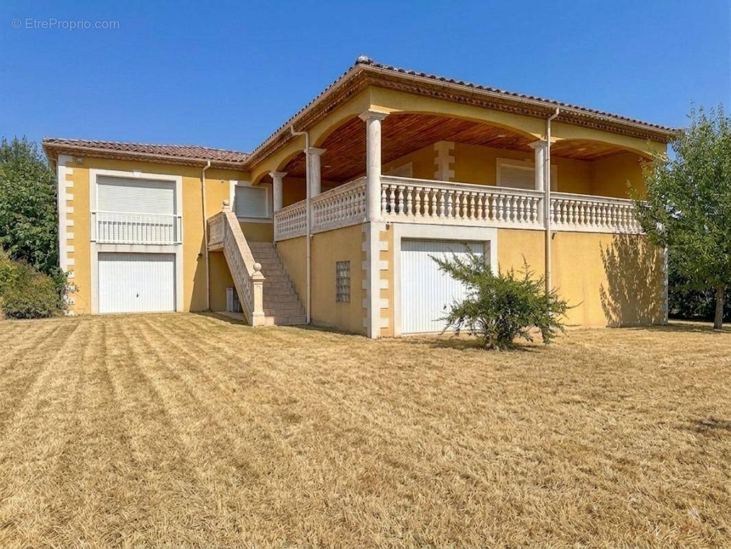 Maison À Vendre - photo 1