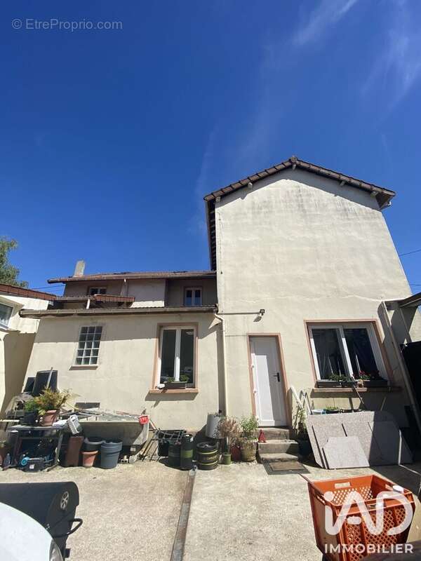 Commerce 400 m² à Boissy-Sous-Saint-Yon  - photo 9