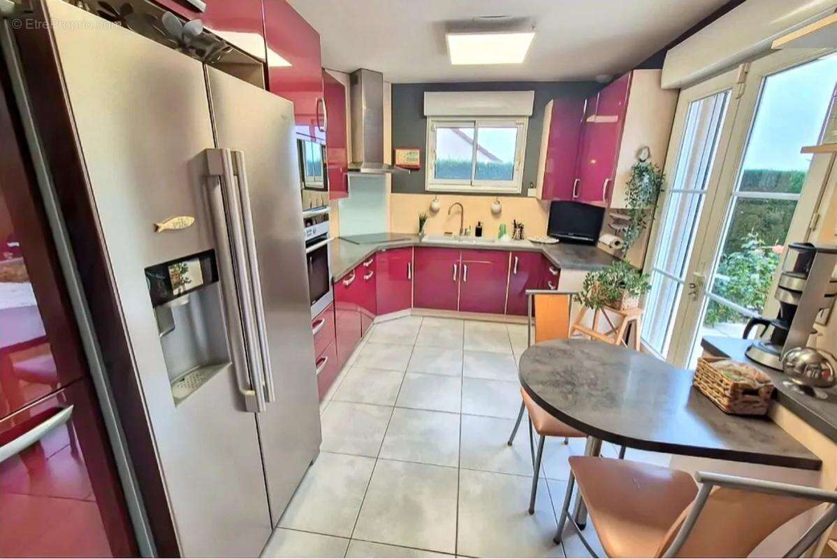 Maison à MONTGIVRAY