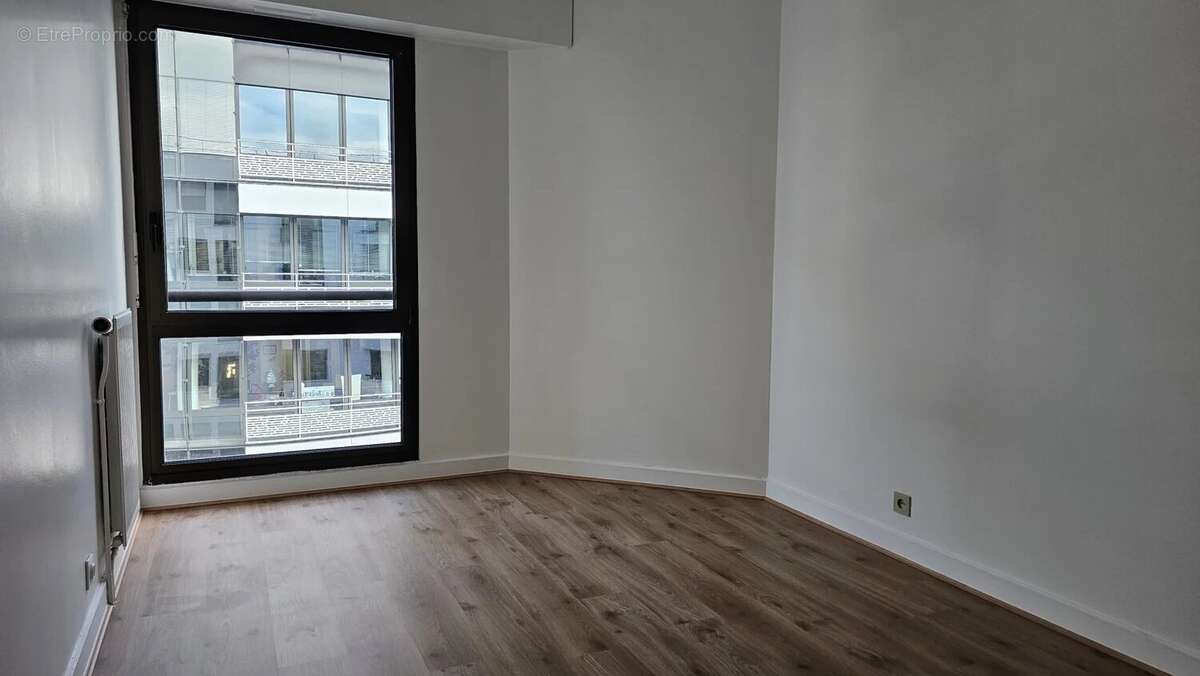 Appartement à LEVALLOIS-PERRET
