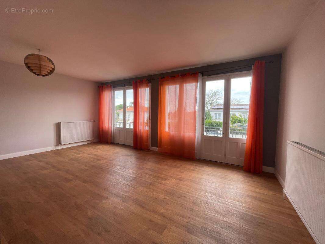 Maison à SAINT-XANDRE