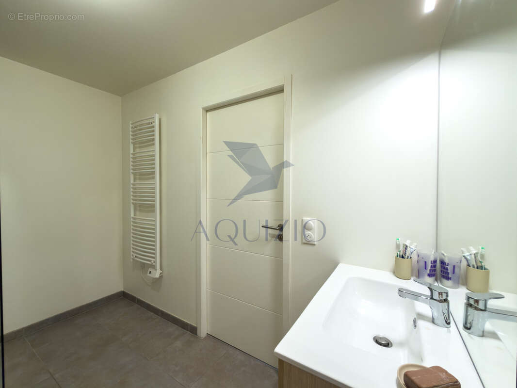 Appartement à AYSE
