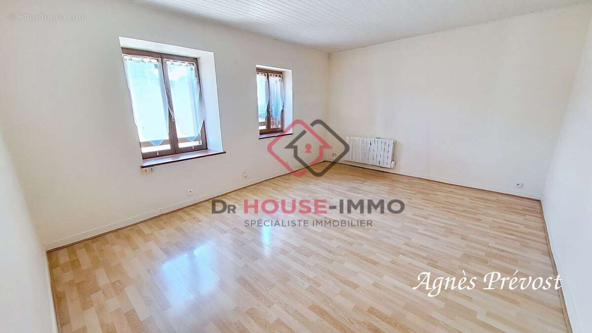 Maison 93 m² à Trevoux  - photo 7