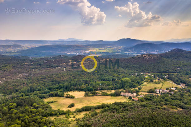 Terrain à GENOLHAC