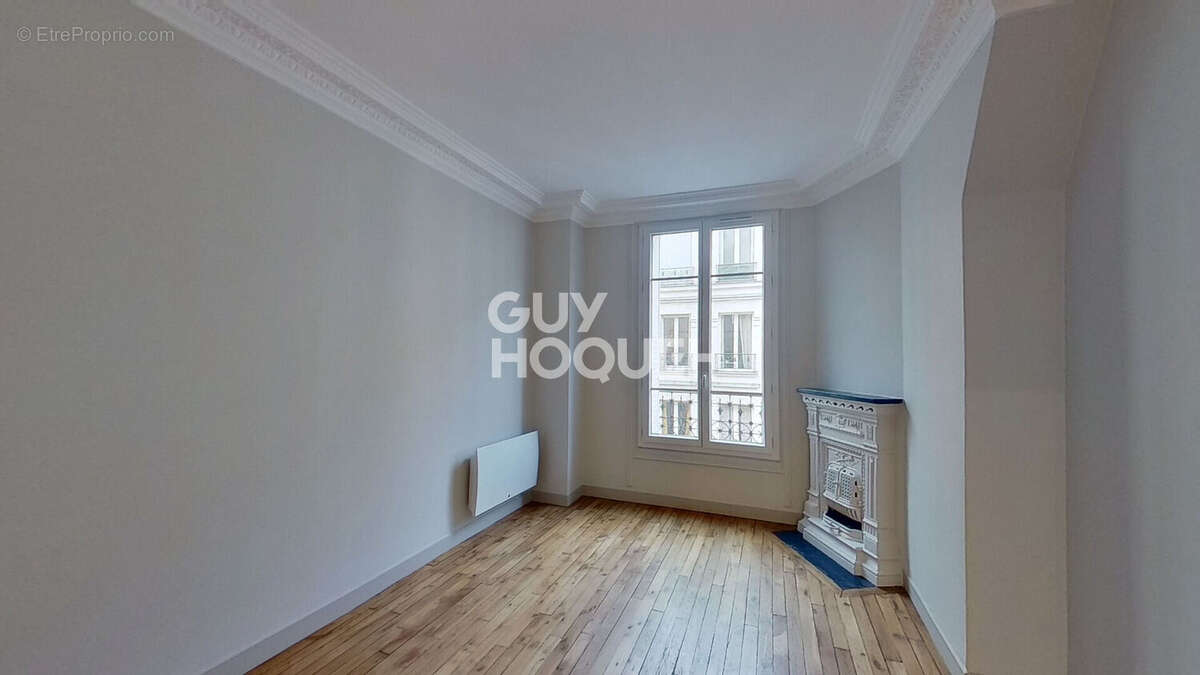 Appartement à PARIS-14E