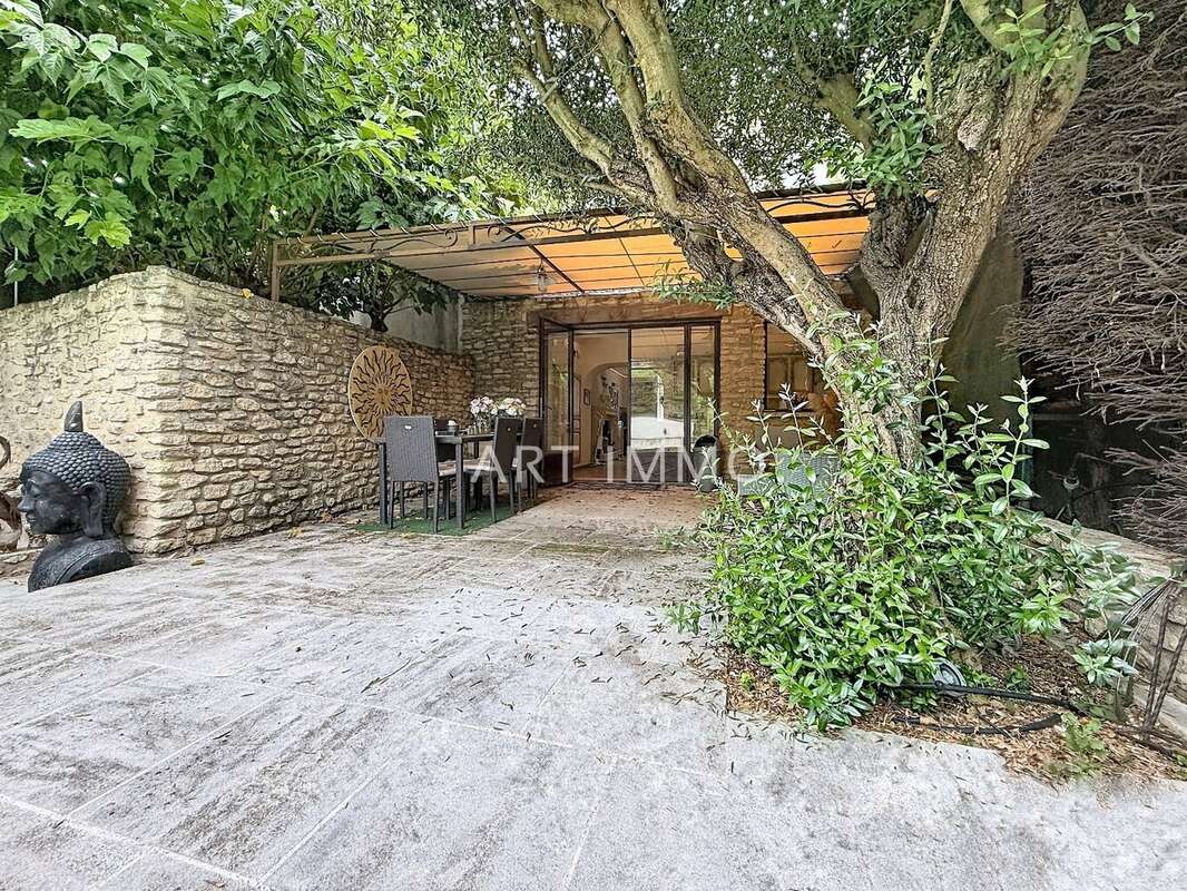 Maison de charme avec piscine et jardin a cavaillon - photo 2