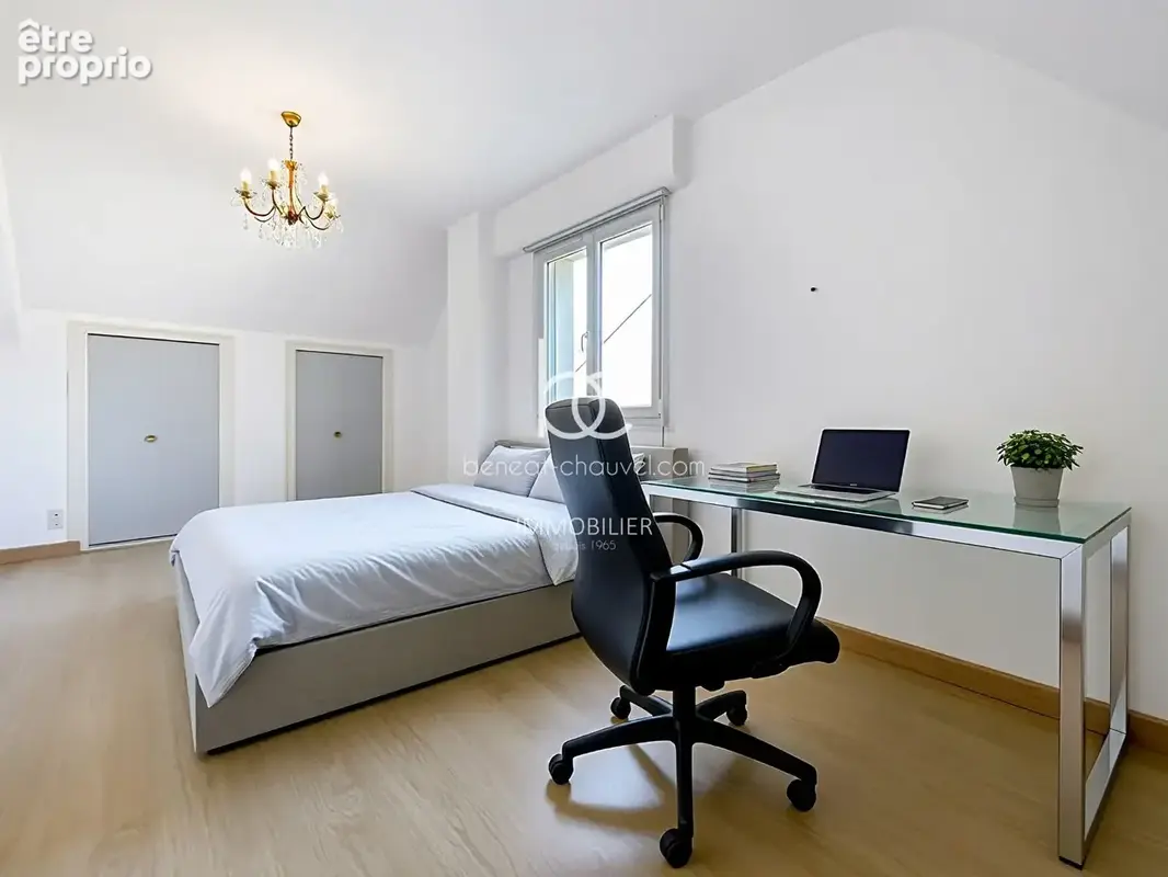 Vannes - Proche Gare - Spacieuse Maison Familiale de 147 m² sur Terrain de 668 m² - photo 9