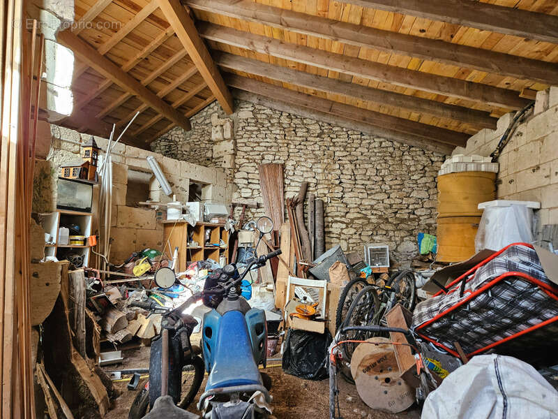Maison à SAINT-DIZANT-DU-GUA