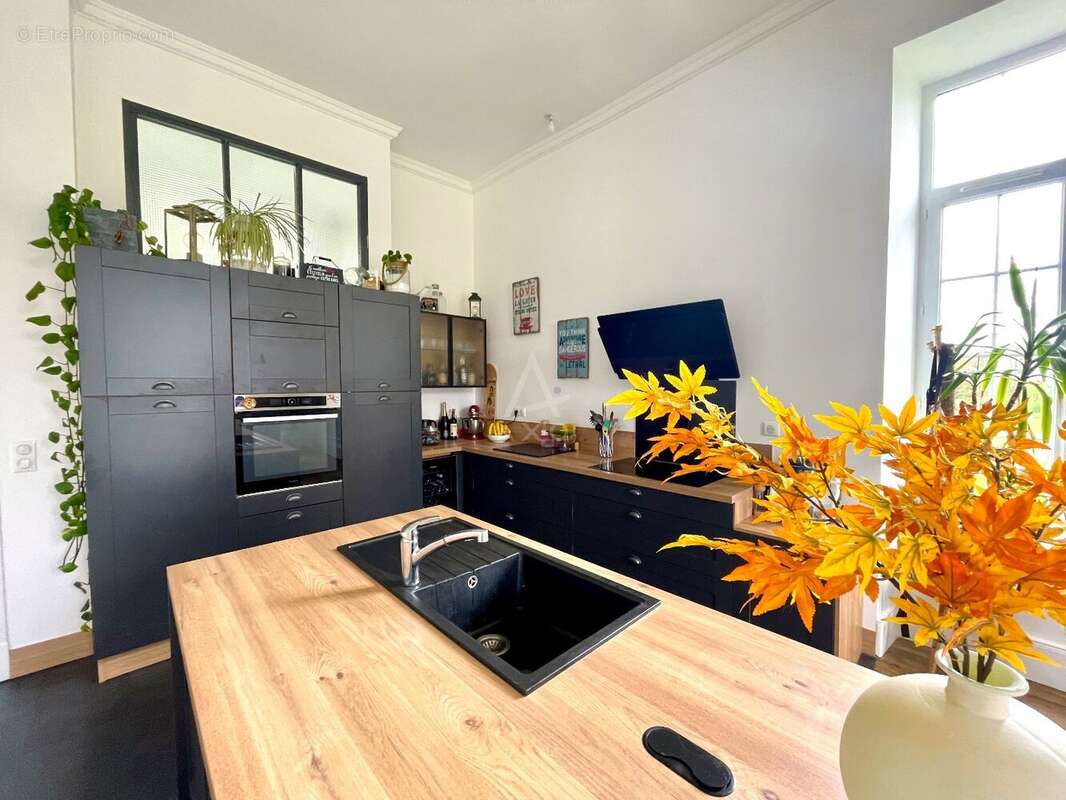 Maison à HENANBIHEN