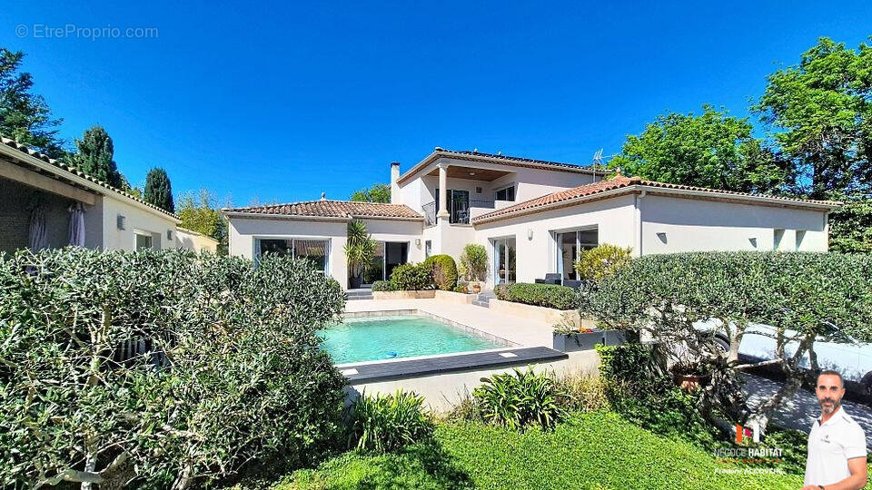 Maison à RESTINCLIERES