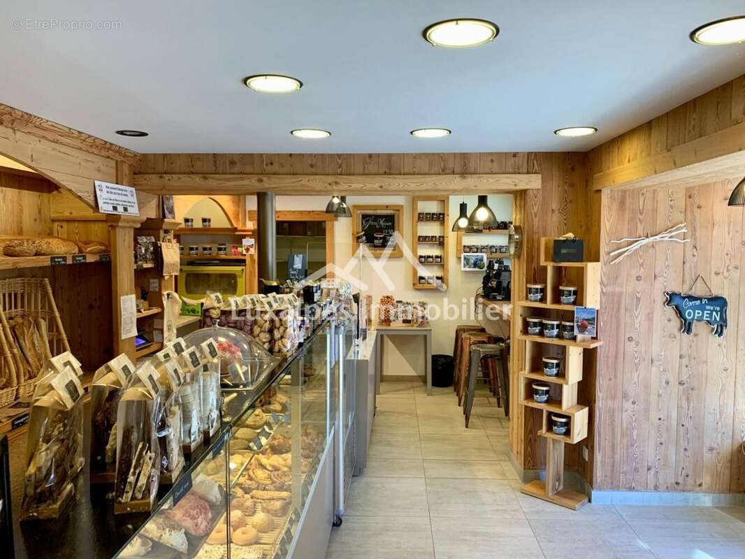 Commerce à LE GRAND-BORNAND