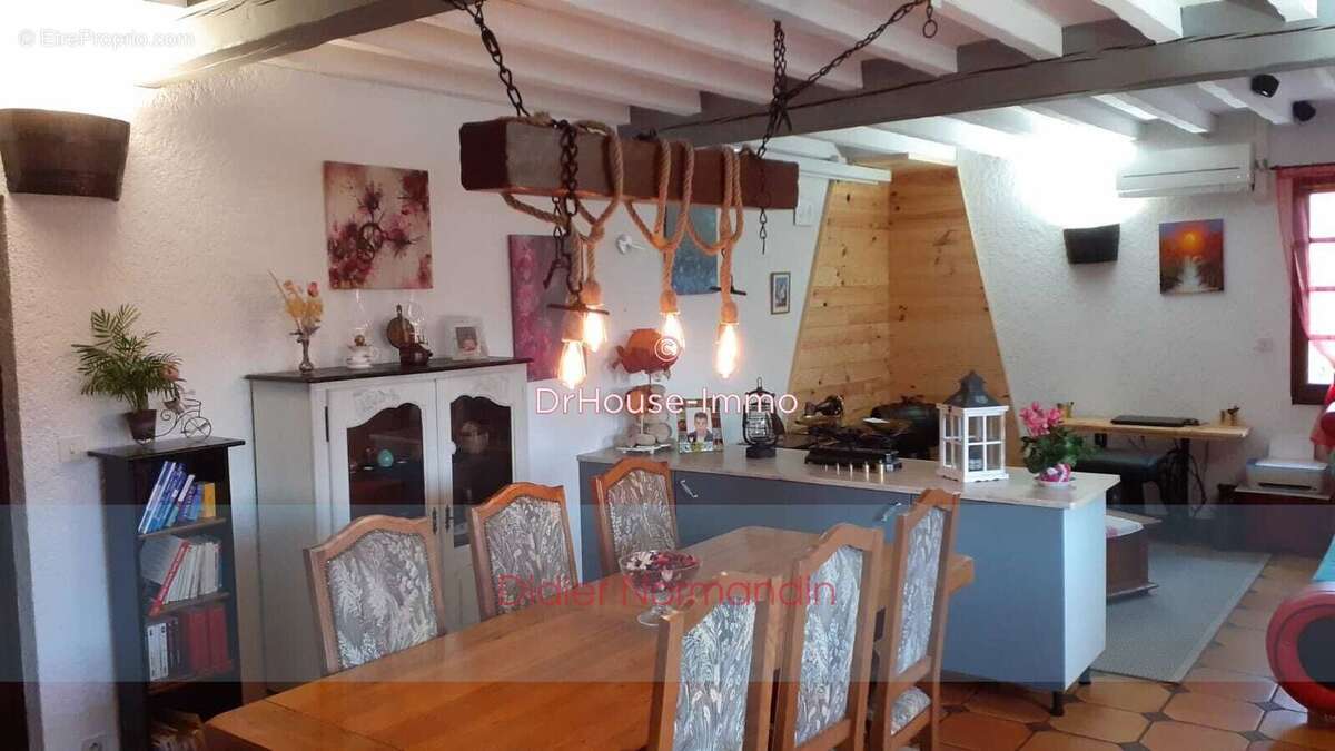 Maison à COMMENSACQ