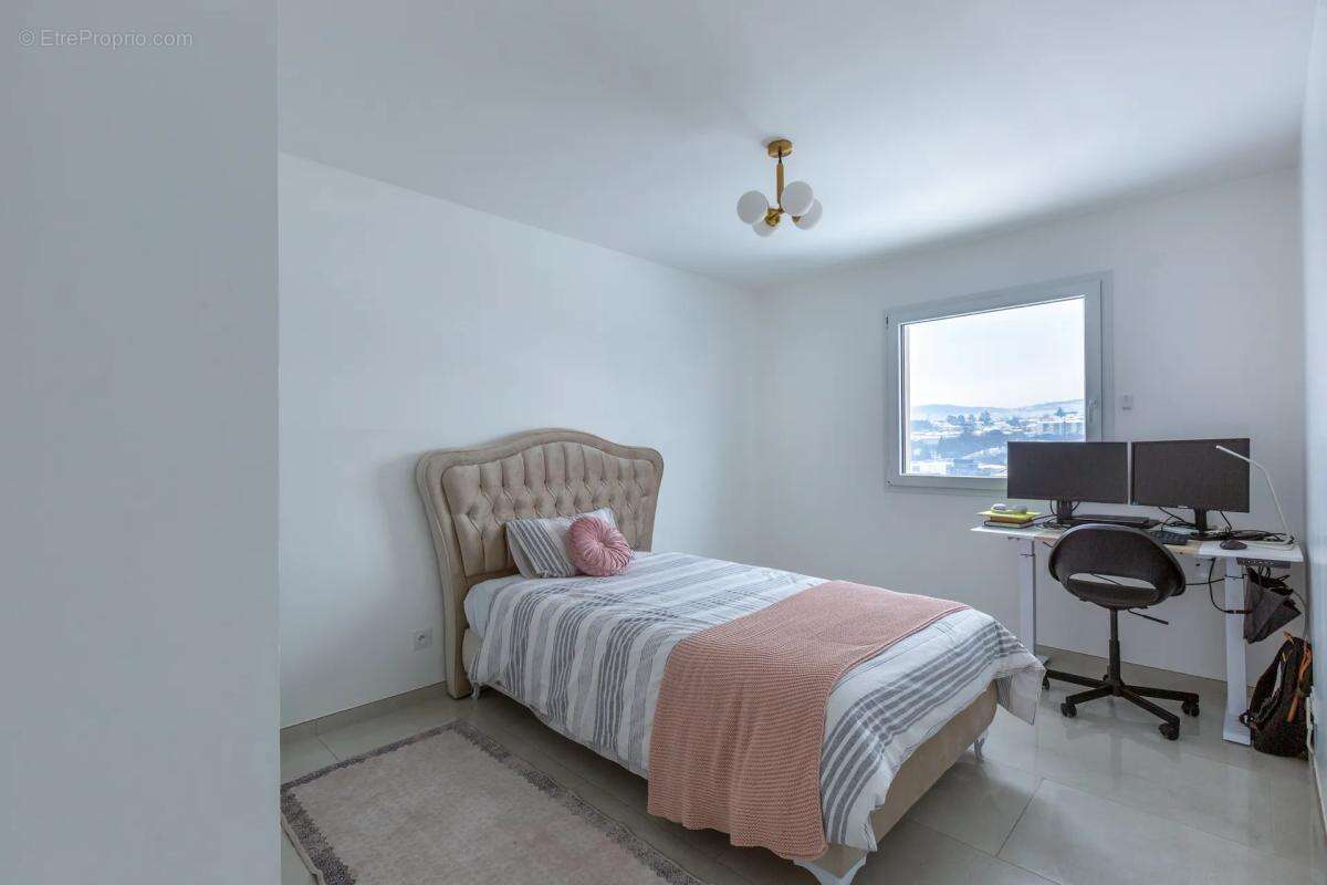 Maison à LA GRAND-CROIX