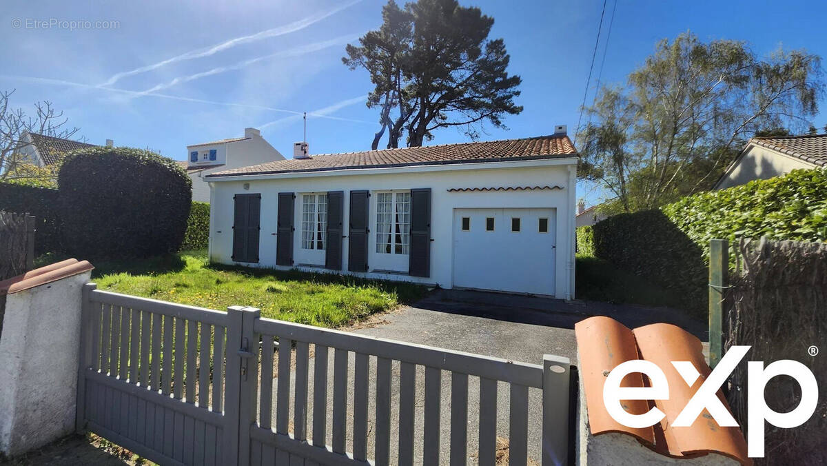 Maison à SAINT-MICHEL-CHEF-CHEF