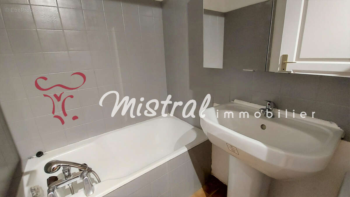 Appartement à AIGUES-MORTES