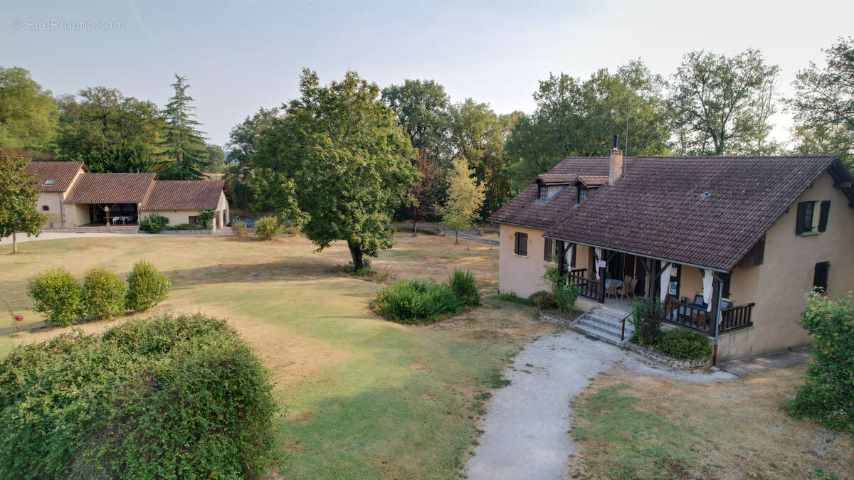 Domaine evenementiels mariages anniversaires cousinade - photo 7