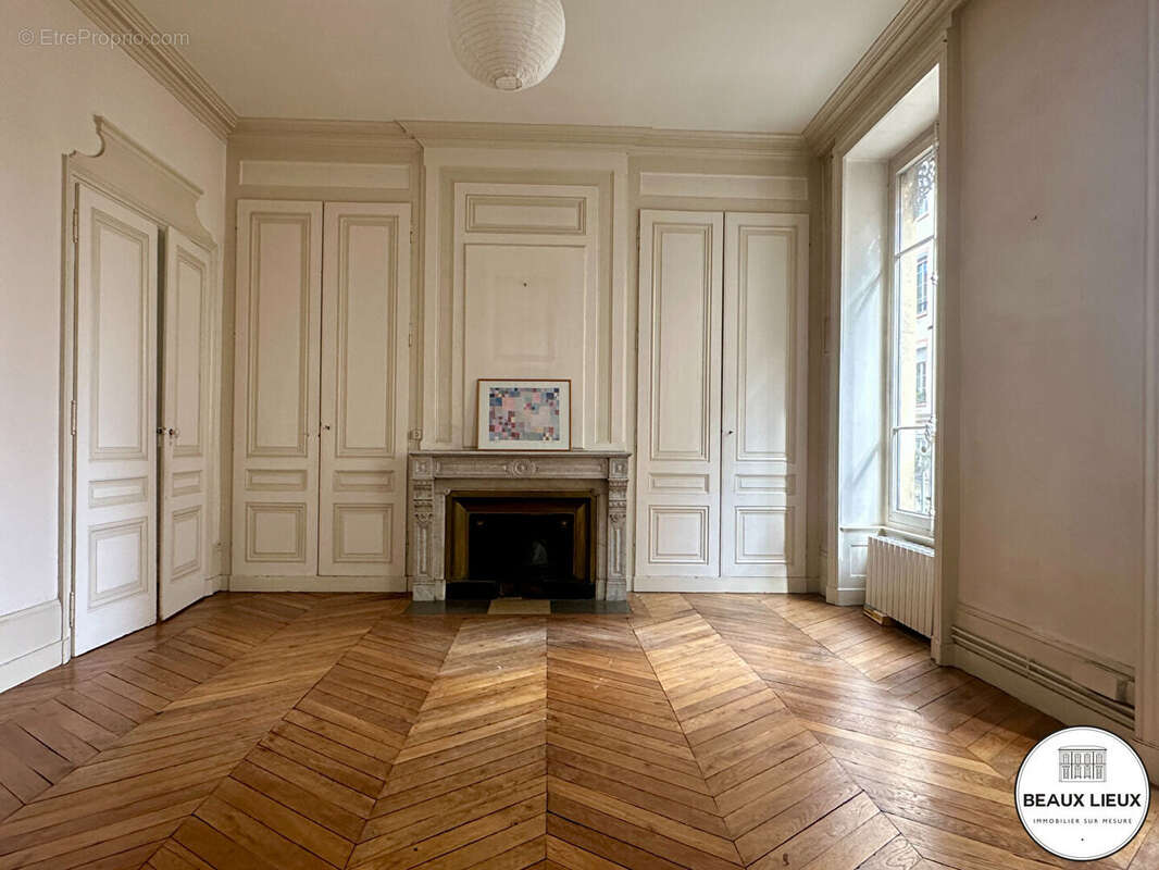 Appartement à LYON-6E