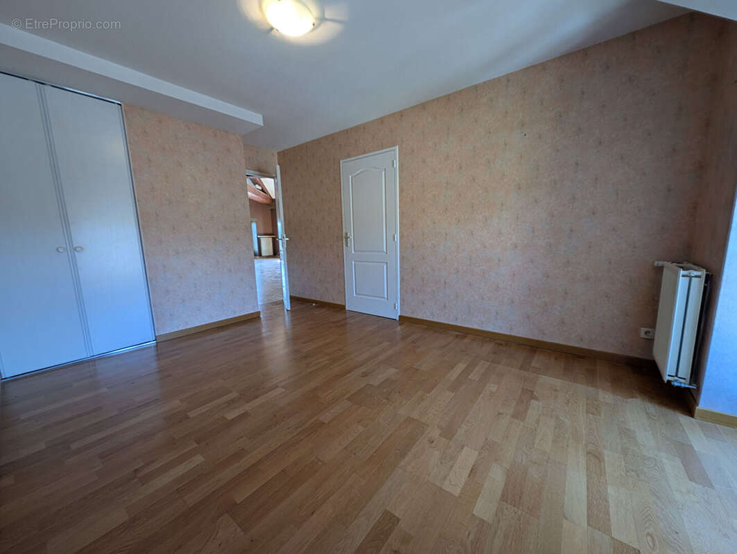 Appartement à SAINT-PERAY