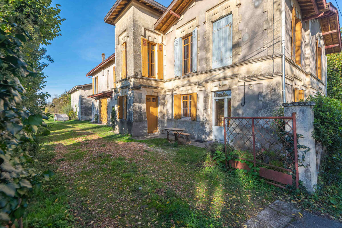 Maison à QUINSAC