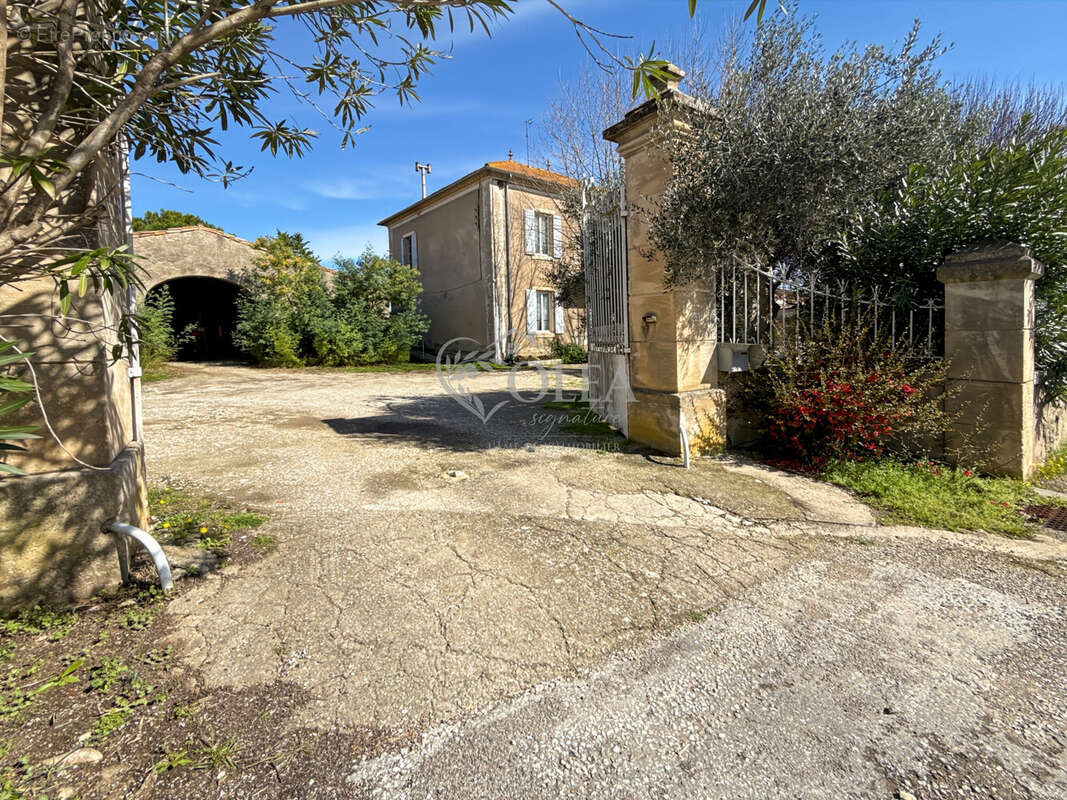 Maison à UZES