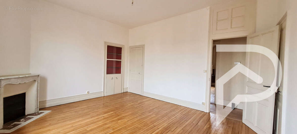 Appartement à JARNY