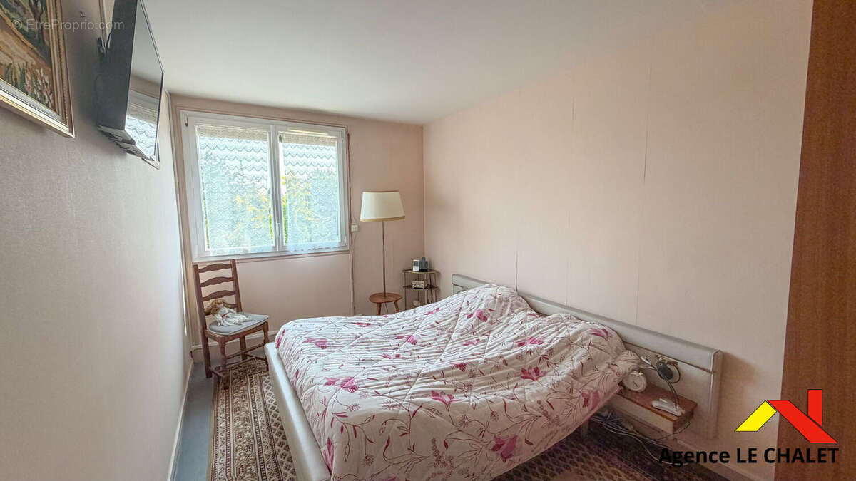 Appartement 4 pièces de 65 m² avec box et cave- Possibilité de créer une 3ème chambre -Ablon-sur-Seine - photo 8